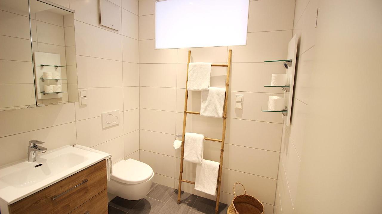 High-Quality Apartments Near Residence - Parking Space Würzburg Esterno foto