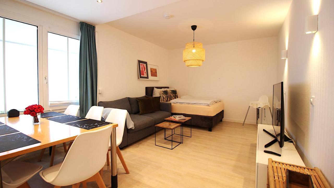 High-Quality Apartments Near Residence - Parking Space Würzburg Esterno foto