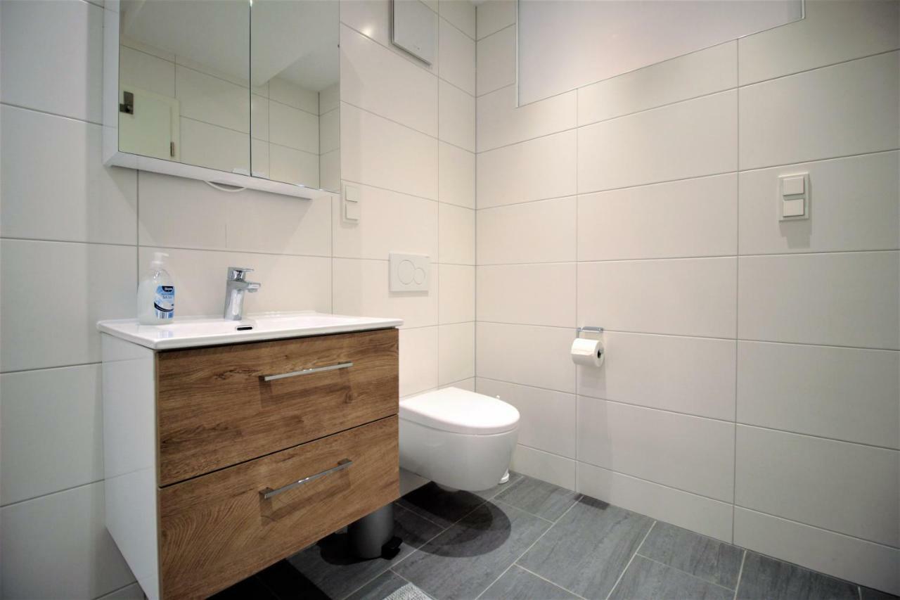 High-Quality Apartments Near Residence - Parking Space Würzburg Esterno foto