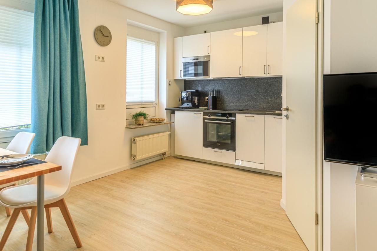 High-Quality Apartments Near Residence - Parking Space Würzburg Esterno foto